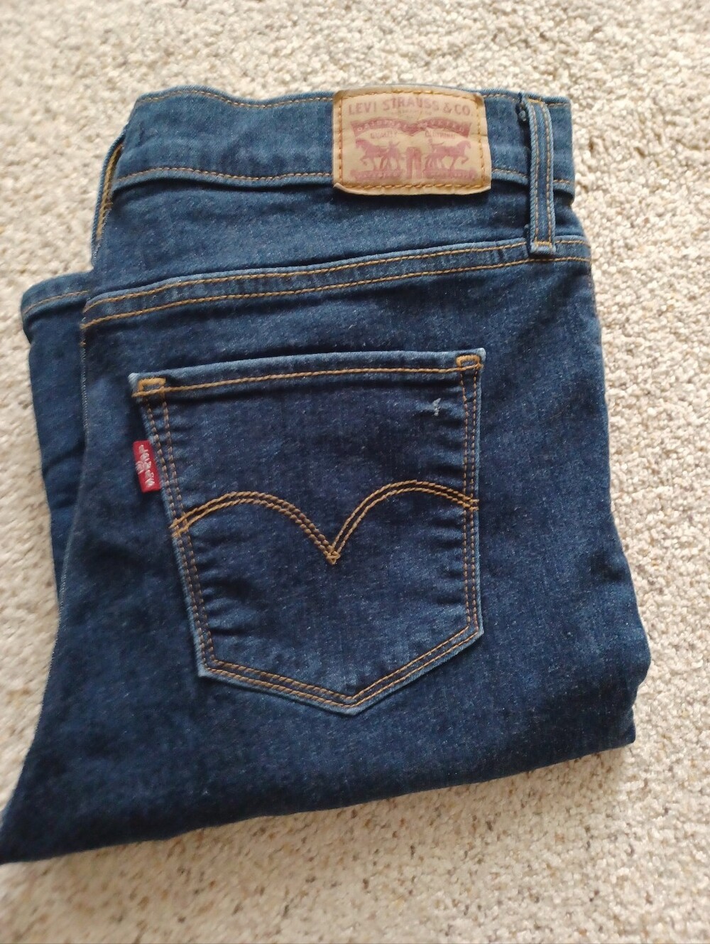 Levis 720 High Rise Super Skinny Women's Jeans - Dark Blue